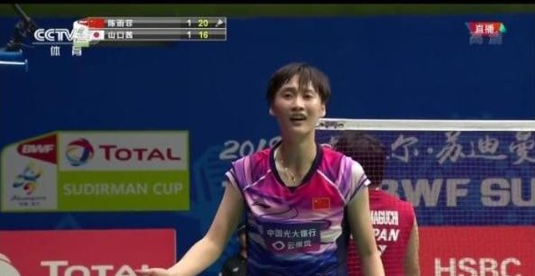 小牛首秀得26分16个篮板 戴维斯腹部受伤中途离场.